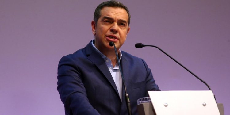 Εφ’ όλης της ύλης αρχηγική ομιλία Τσίπρα: Υπεράσπιση της κυβέρνησης 2015-19 και δεσμεύσεις για την επόμενη ημέρα