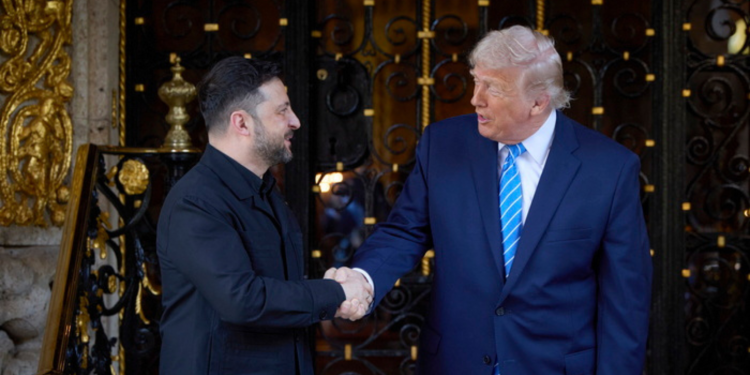 Sky News: Σε εξέλιξη η τριμερής ΗΠΑ – Ρωσίας – Ουκρανίας – Δεν επιβεβαιώνει ο Πεσκόφ τη συνάντηση