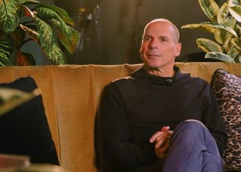 Βαρουφάκης: «Έχω πάρει ecstasy – Θυμάμαι να χορεύω 15-16 ώρες σαν να μην τρέχει τίποτα» (βίντεο)