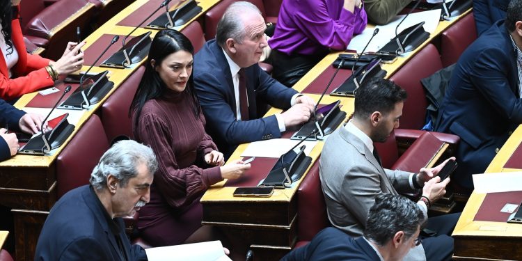 Ο πρωθυπουργός κατέθεσε πρόταση για διακομματική επιτροπή για τον πρωτογενή τομέα