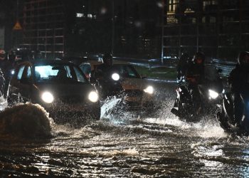 Καιρός: Ο Τσατραφύλλιας «έδωσε» τις μέρες που θα «χτυπήσουν» βροχές την Αττική