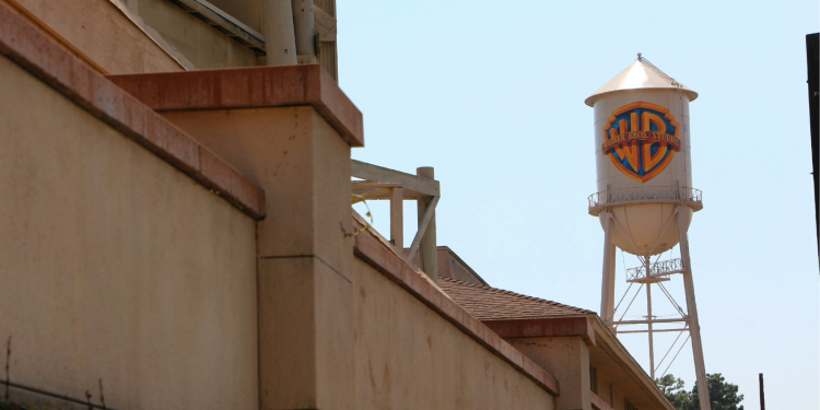 Warner Bros: Απορρίπτει ξανά την πρόταση εξαγοράς της Paramount