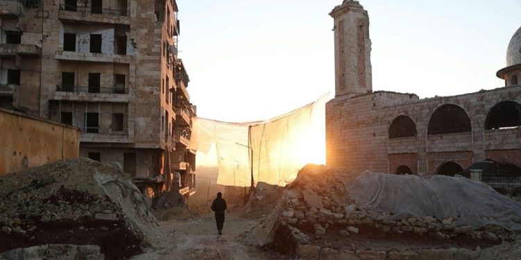 Το Χαλέπι υπό πολιορκία από τους τζιχαντιστές – Οι Κούρδοι υπερασπίζονται τις συνοικίες τους (βίντεο)