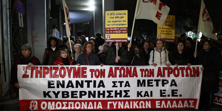 Δημοσκόπηση ALCO: Ακρίβεια και διαφθορά «χτυπούν» το Μαξίμου