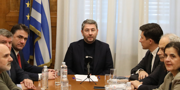 Ανδρουλάκης: Οι προτάσεις του ΠΑΣΟΚ μέσω TikTok για το κυκλοφοριακό (βίντεο)