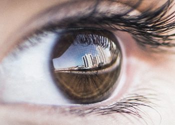 Καταρράκτης: 1 στους 2 ασθενείς με τύφλωση δεν μπορούν να χειρουργηθούν