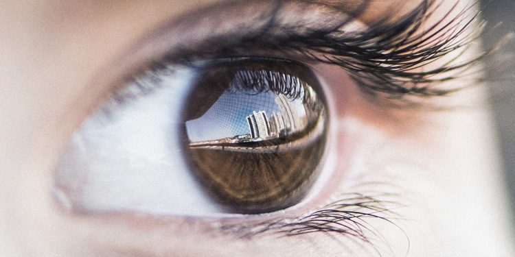 Καταρράκτης: 1 στους 2 ασθενείς με τύφλωση δεν μπορούν να χειρουργηθούν