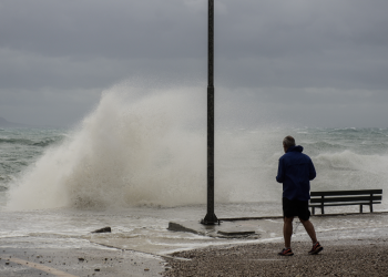 Κακοκαιρία: Σε «Red Code» Ηλεία και Αχαΐα – Συστάσεις από την Πολιτική Προστασία (βίντεο)