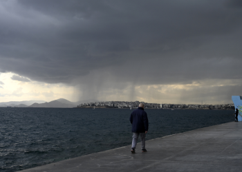 Αλλάζει ξανά το σκηνικό του καιρού – Μετά τα 20άρια έρχεται… έντονο ψύχος (live)