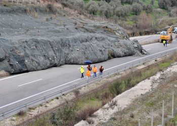 Ιόνια Οδός: Τι συμβαίνει με το έδαφος και την κατολίσθηση
