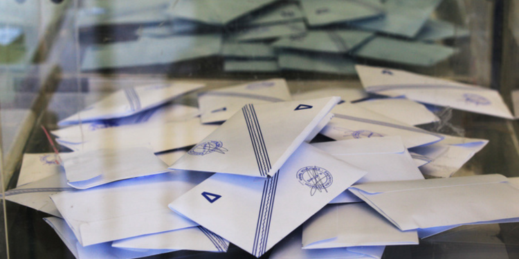 Δημοσκόπηση Real Polls: Καταπολέμηση διαφθοράς μόνο από νέο κόμμα, υποστηρίζει το 39,7%