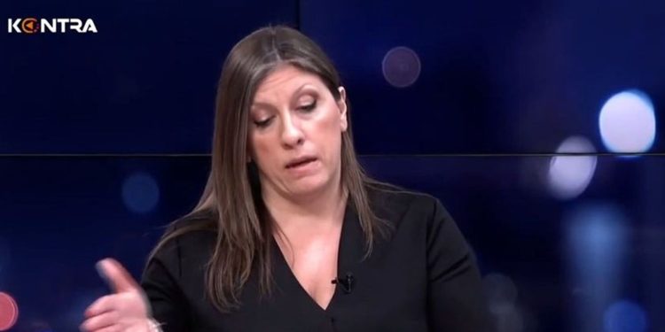 Ζωή Κωνσταντοπούλου: Γιατί χαρακτήρισε κότα τον Άδωνι Γεωργιάδη (βίντεο)