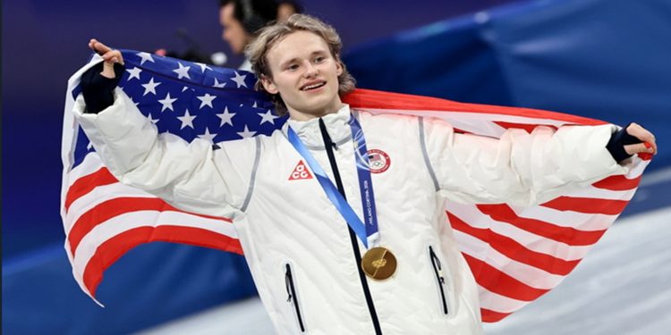 Έδωσε το χρυσό στις ΗΠΑ με ανάποδο άλμα ο «βασιλιάς του πάγου», Ιλία Μαλίνιν