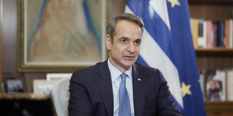 Νέα Δημοκρατία: Το μεταναστευτικό γέφυρα με τους παραδοσιακούς ψηφοφόρους
