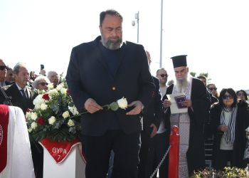 Συγκίνηση στο μνημόσυνο της Θύρας 7 – 45 χρόνια από την τραγωδία που συγκλόνισε τον Ολυμπιακό