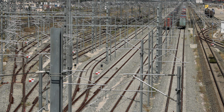 Hellenic Train: Καθυστερήσεις και ακυρώσεις εξαιτίας πυρκαγιάς