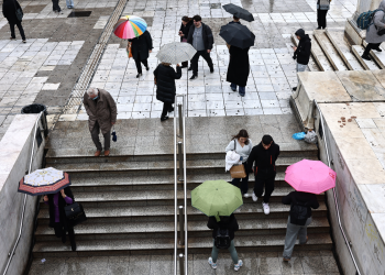 Καιρός: Τρία διαδοχικά βαρομετρικά χαμηλά θα επηρεάσουν τη χώρα, έως και την Κυριακή