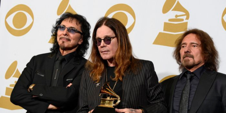 Σπάνια κασέτα του Όζι Όζμπορν από το 1980 εντοπίστηκε τυχαία σε σοφίτα