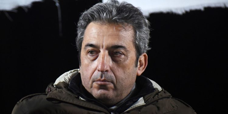 Παύλος Ασλανίδης στο Nonpapers.gr: «Ο Καραμανλής έπρεπε να είναι στη φυλακή – Ο Μπακαΐμης παρομοιάζει το παιδί μου με κατηγορούμενο»