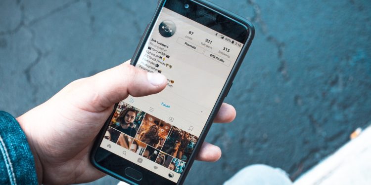 Πορτογαλία: Προς απαγόρευση τα social media στους νέους κάτω των 16 ετών