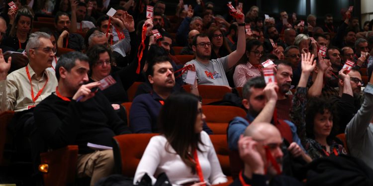 Το νέο Πολιτικό Γραφείο του ΚΚΕ: Τρία νέα στελέχη στο όργανο