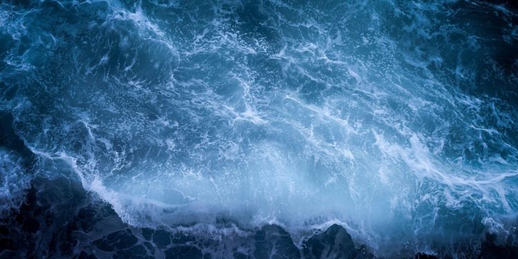 Αυστραλία: 13χρονος διένυσε κολυμπώντας ώρες για να ειδοποιήσει για τη διάσωση της οικογένειάς του