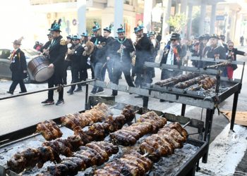 Τσικνοπέμπτη: Τι είναι και τι συμβολίζει