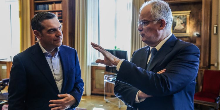 Αλέξης Τσίπρας: Στο προεδρικό μέγαρο με τον Τασούλα