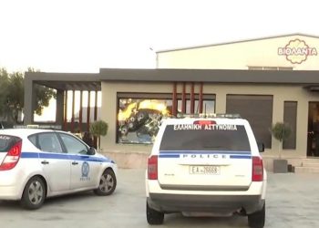 Ο Ρουβίκωνας θέλησε να επιτεθεί στη «ΒΙΟΛΑΝΤΑ» όμως έσπασε λάθος εταιρεία (βίντεο)