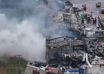 ΒΙΟΛΑΝΤΑ: Κάλεσαν εργάτριες να βοηθήσουν στην καθαριότητα του χώρου (βίντεο)